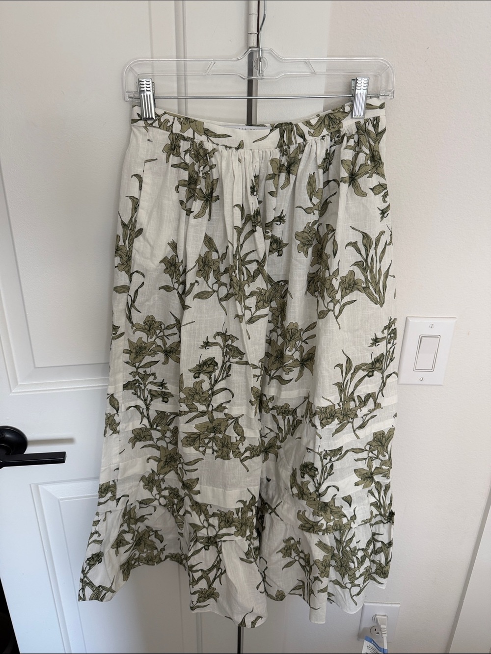 Hunter Bell Women's Olive Floral Midi Skirt